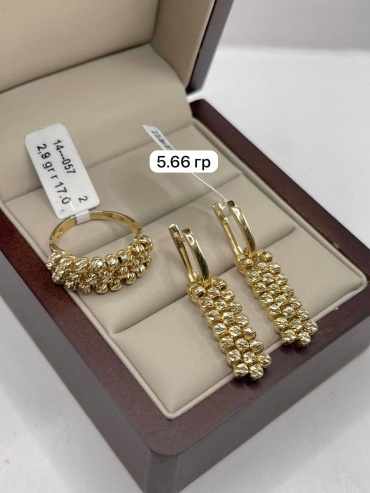 BAQ BRAND 475236 вес 8.56 г золото, без вставок