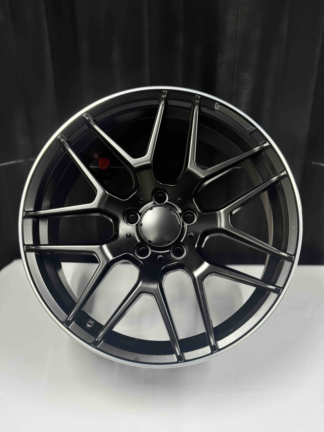 Top Grade Diski0045 8.5/9.5x18/5x112 D66.6 ET35 4 диска черный, черный матовый