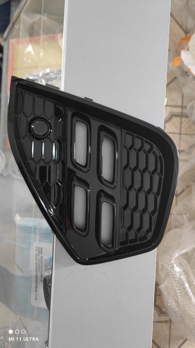 Chery/Exeed рамка противотуманной фары F012803512BN