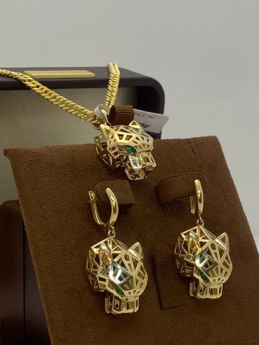 KAMILLLA GOLD 77766544 вес 19.58 г золото, изумруд