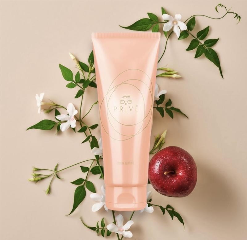 Avon Парфюмированный лосьон Eve Prive лосьон для тела 125 мл