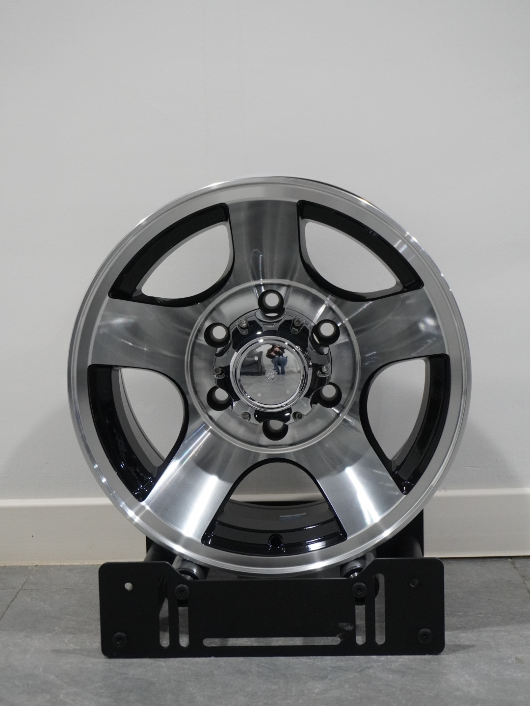 PDW TURONE 8.5x15/6x139.7 D110 ET-32 4 диска черный, серебристый