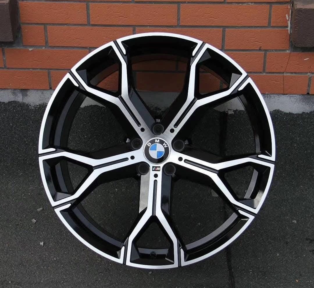 Rainbow 741 STYLE 9/10.5x20/5x112 D66.6 ET37 4 диска черный, серебристый
