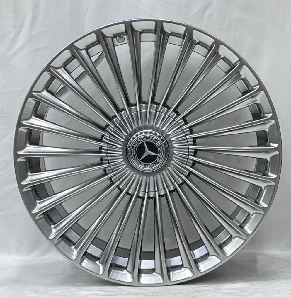 RNO 036 8x18/5x112 D66.6 ET35 4 диска серебристый