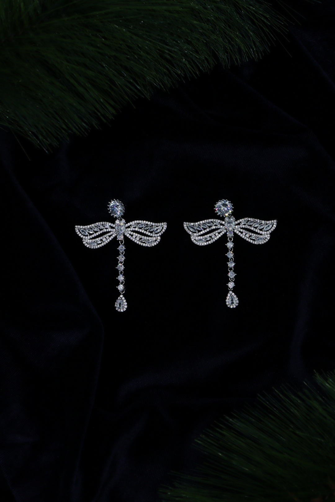 Серьги Fashion Jewelry медицинская сталь, цирконий