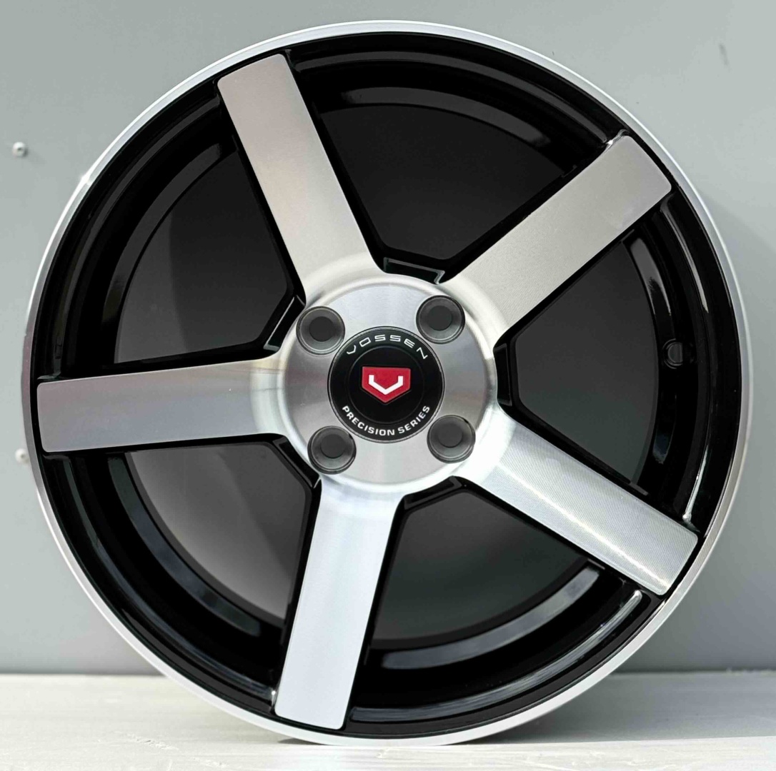 RNO 692 7x15/4x100 D67.1 ET35 4 диска черный, серебристый