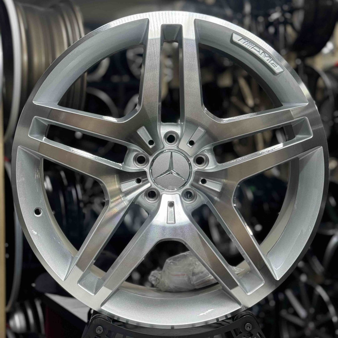 RNO 995 9x20/5x112 D66.6 ET46 4 диска серебристый