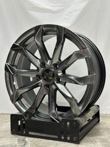 RNO 5320 7.5x17/5x114.3 D67.1 ET35 4 диска графит