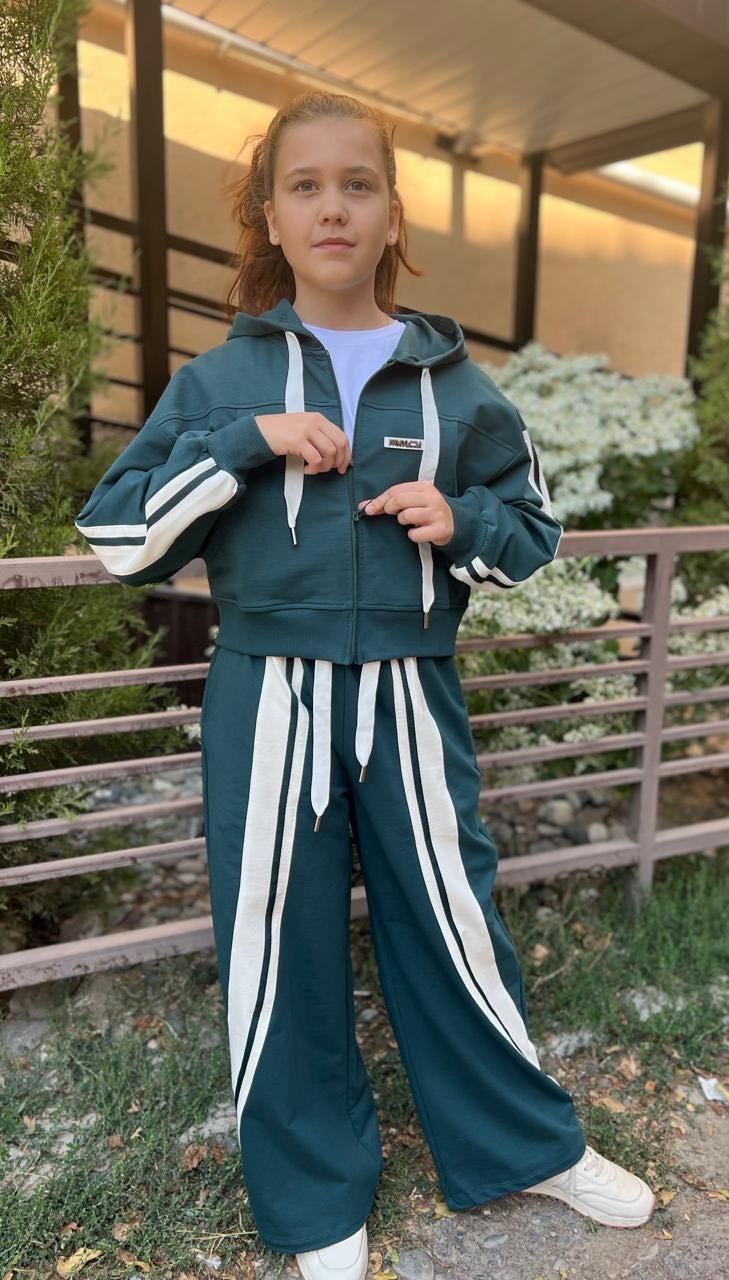 Спортивный костюм Loco Loco оливковый