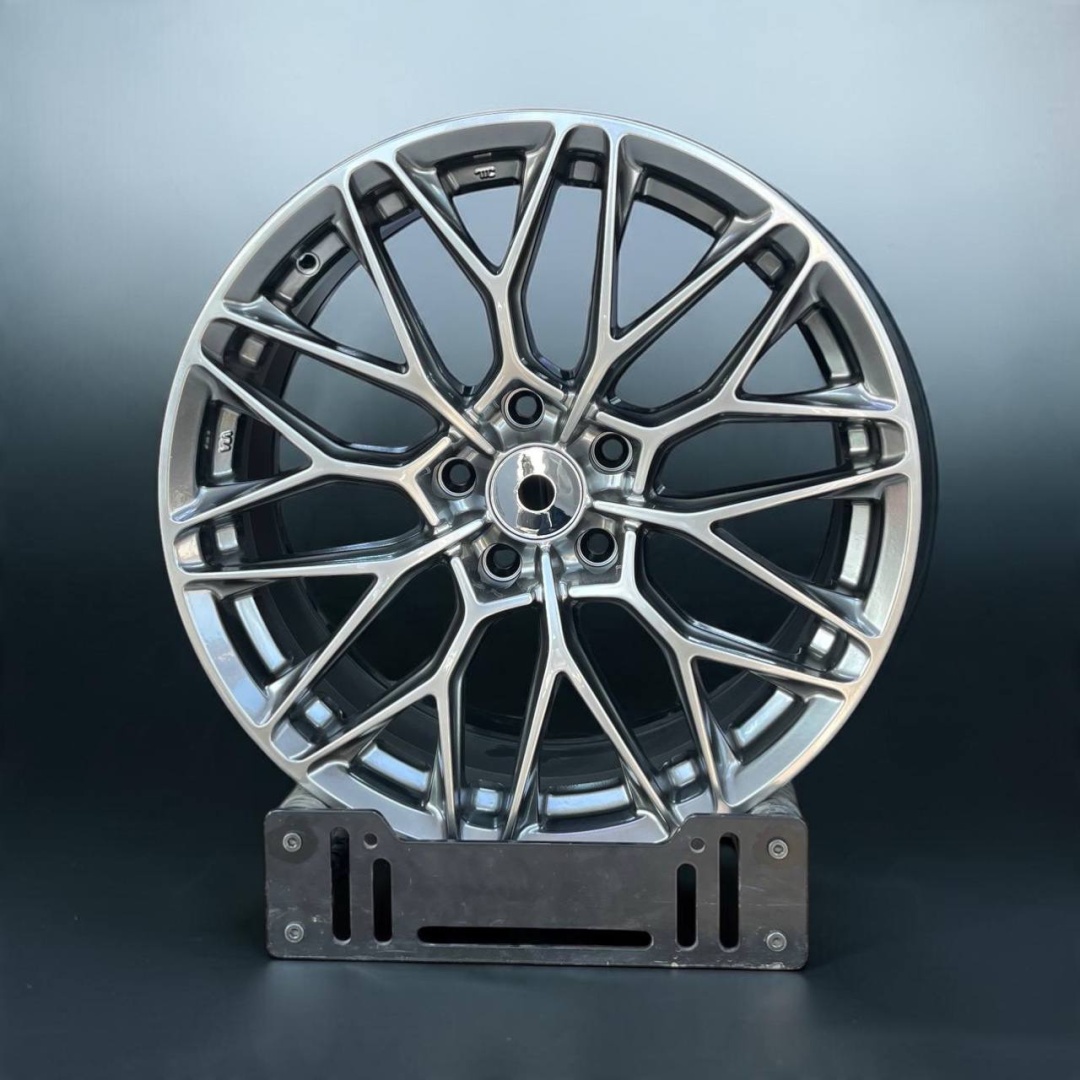 Top Grade FFP IBR1015 полу кованные 8x18/5x114.3 D67.1 ET40 4 диска серый