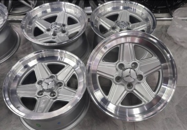 Emidos wheel 8x16/5x112 D66.6 ET15 4 диска серебристый