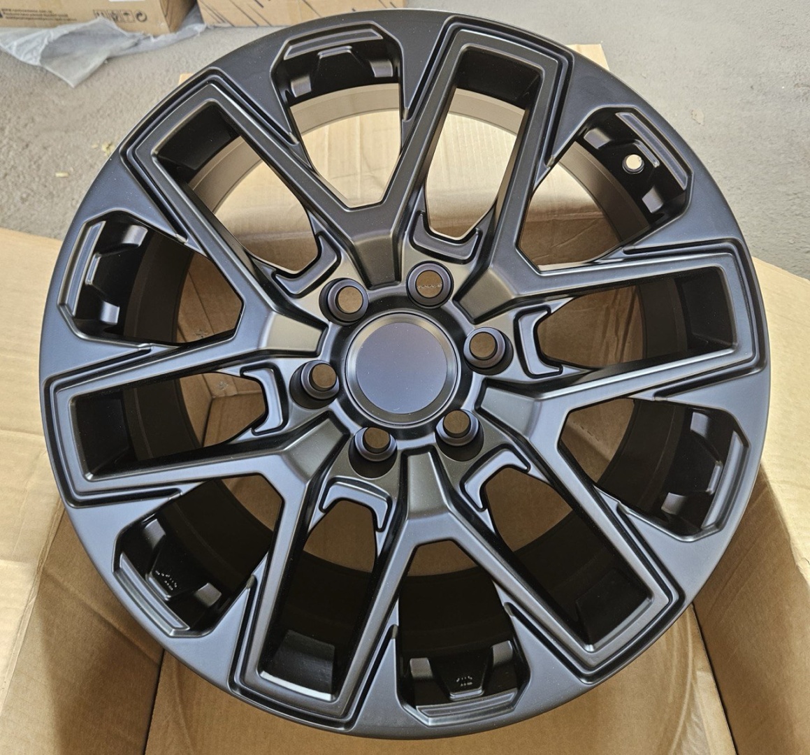 Fonyee SM 2032 9x20/6x139.7 D95.1 ET40 4 диска черный матовый
