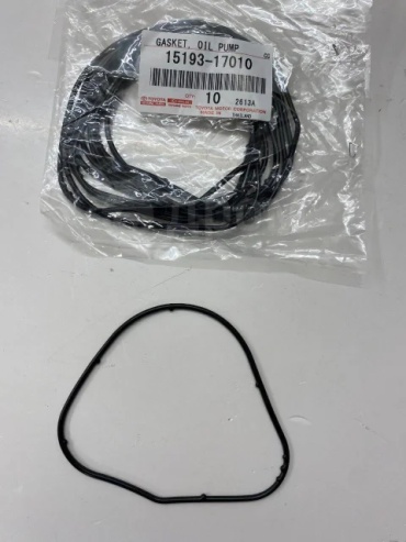 Toyota прокладка 1519317010