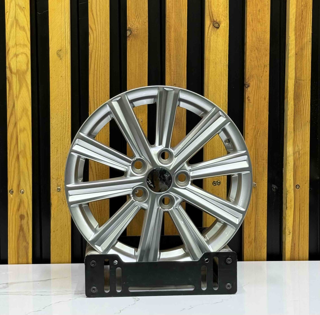 AvtoStyle 983 6.5x16/5x114.3 D60.1 ET45 4 диска серебристый