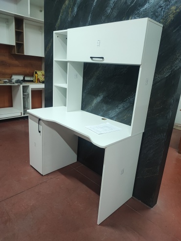 Стол компьютерный с надстройкой БАЗАРНУР КС-12060165, 120х60x165 см, белый