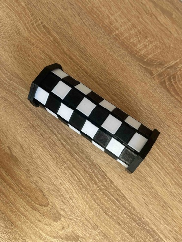 Шахматы пластик 17x17 см