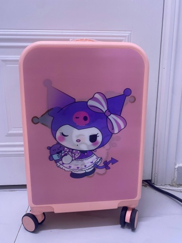 Чемодан Kuromi ABS-пластик 30 л розовый