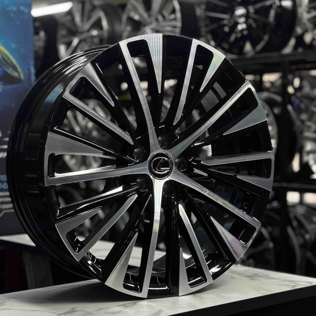BK LEXUS RX YP403 8.5x21/5x114.3 D60.1 ET30 4 диска черный, серебристый