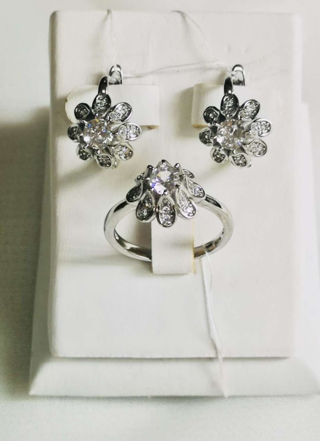 Кубачи 33572 вес 8.93 г серебро, циркон