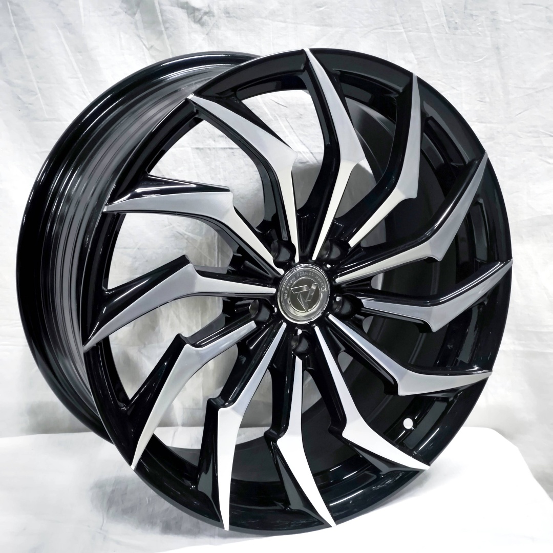 Wheels 210 8x18/5x108 D73.1 ET38 4 диска черный, серебристый