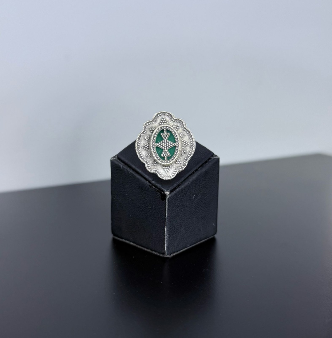 Кольцо TOMIRIS COLLECTION TMCR 0080 размер регулируемый ювелирный сплав, стекло