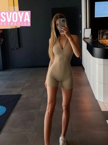 Комбинезон с шортами SVOYAESTHETICA бежевый