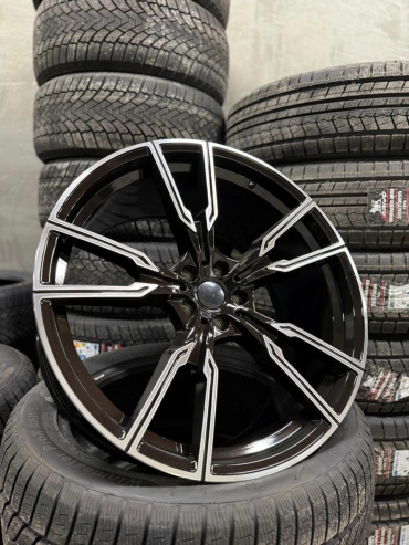 Auher 5171 9.5/10.5x21/5x112 D66.6 ET30.4 4 диска черный, серебристый
