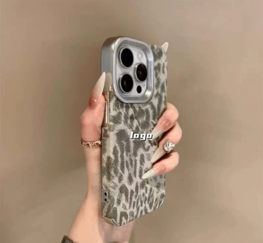 Чехол DDD для Apple iPhone 15 Pro Max серый