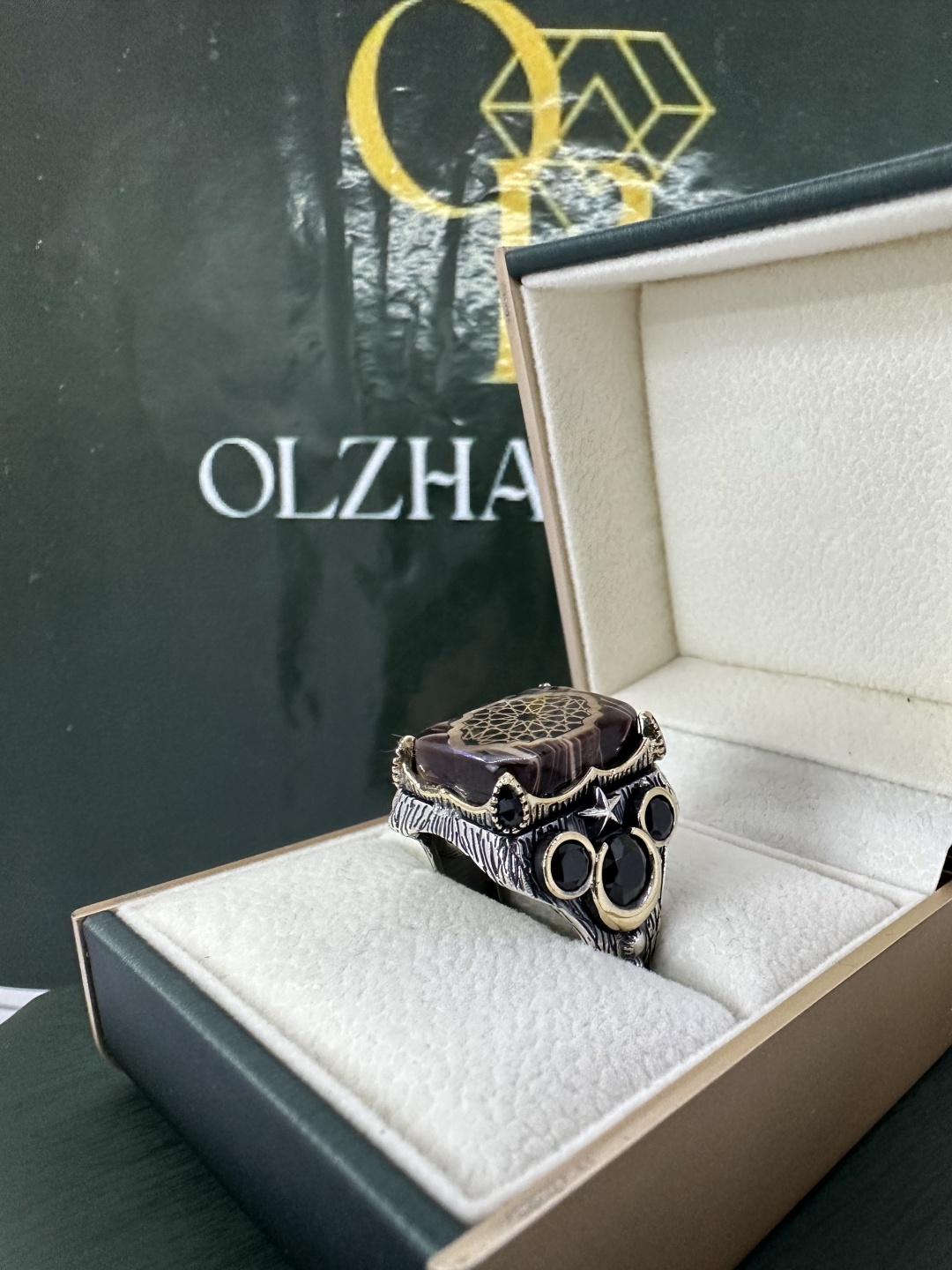 OLZHA BRAND O6 размер 21 вес 18.5 г серебро, без вставок