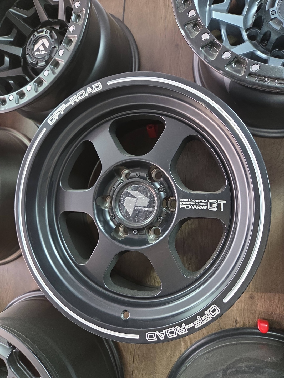 PDW Pdw 8.5x17/6x139.7 D110.1 ET0 4 диска черный