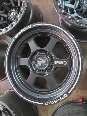 PDW Pdw 8.5x17/6x139.7 D110.1 ET0 4 диска черный