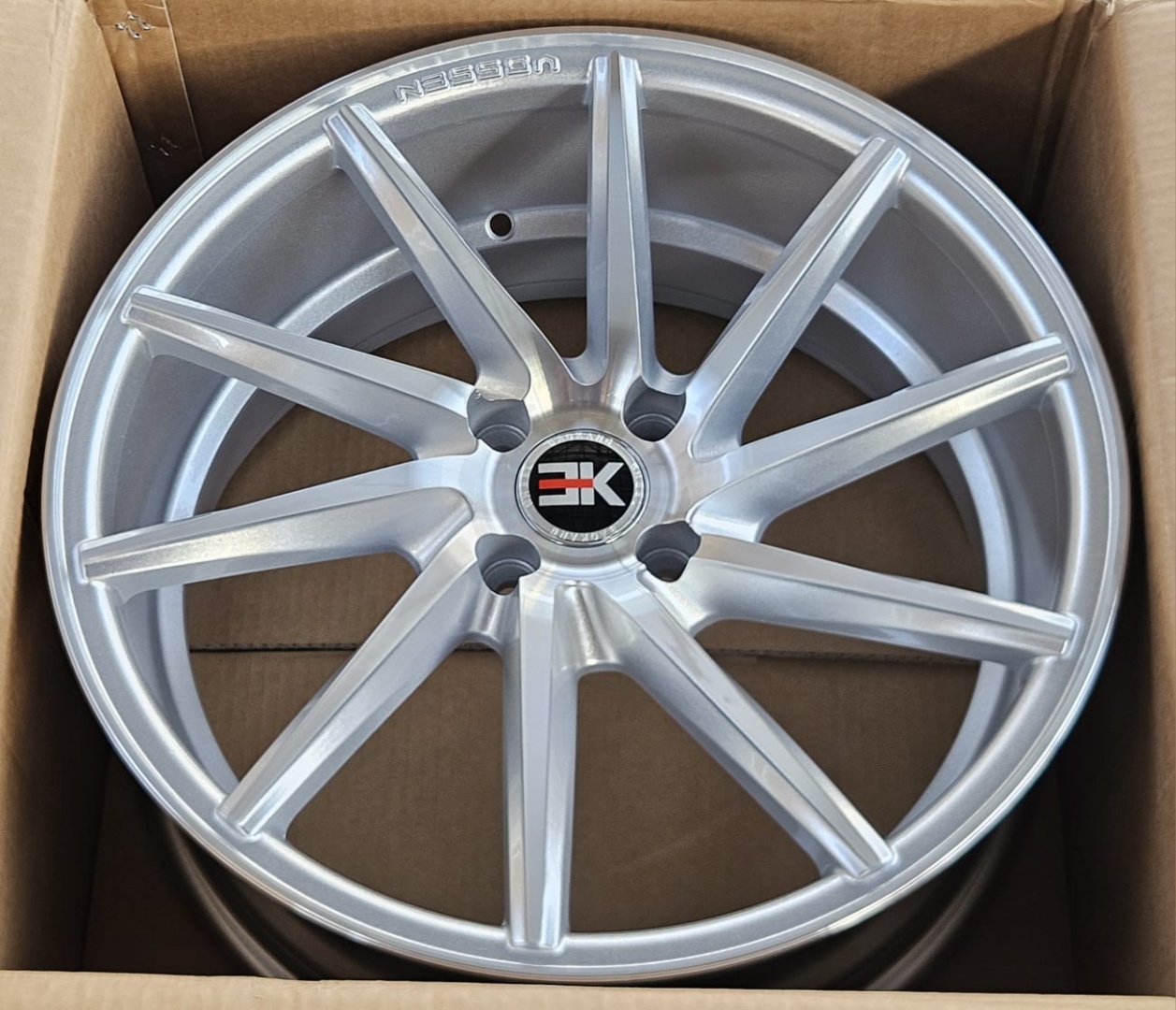 Fonyee SMS 7x16/4x100 D67.1 ET35 4 диска серебристый
