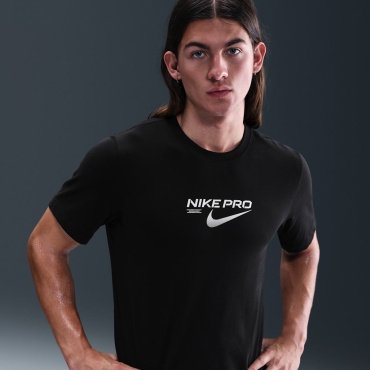 Футболка Nike черный, белый