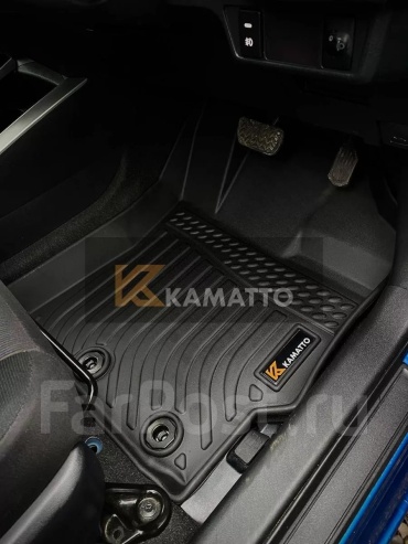 211988253 Toyota Countryman 2014 черный