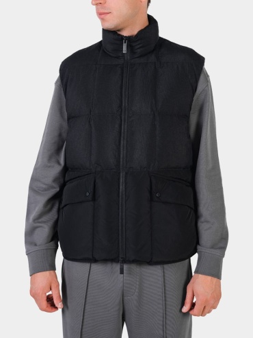 Жилет Armani Exchange черный