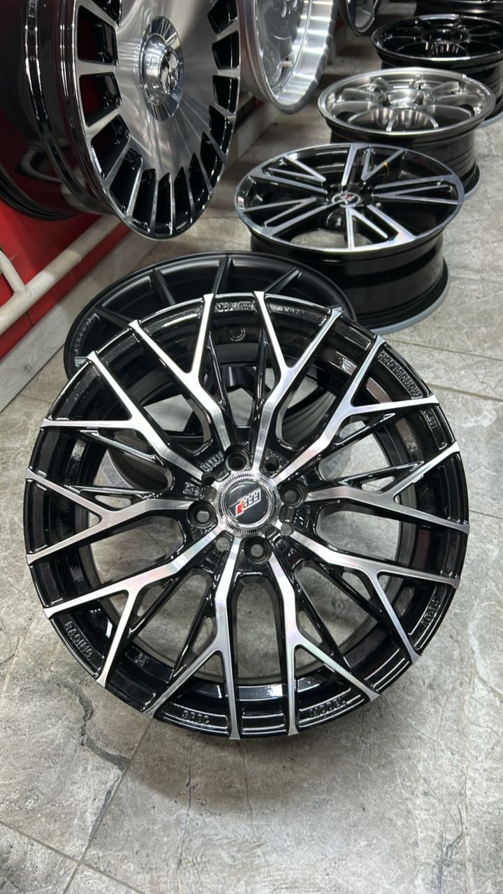 LKN Lkn1416 7x16/4x100 D67.1 ET33 4 диска черный, серебристый