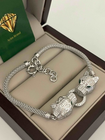 Ayim Brand JJA длина 18 см, вес 9.66 г серебро, плетение венецианское
