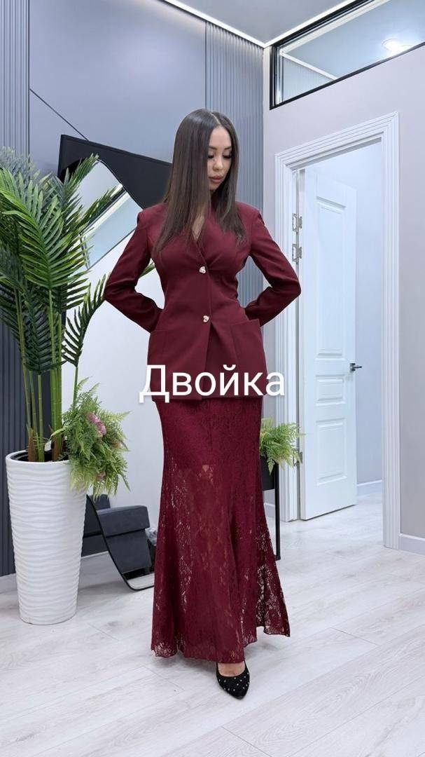 Вечернее платье бордовый, оранжевый
