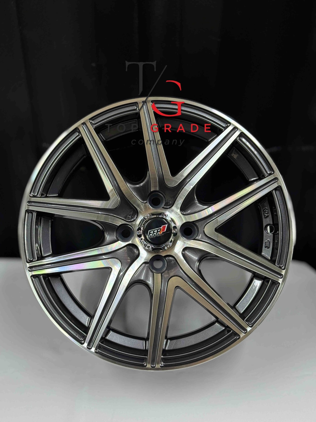 Top Grade Top grade0004 7.5x15/4x100 D67.1 ET35 4 диска серебристый, графит