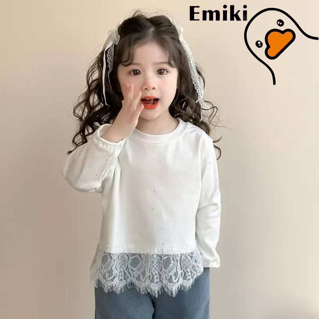 Кофта Emiki белый