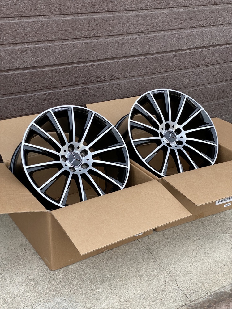 Rainbow Dance MERCEDES BENZ BK836 8.5x18/5x112 D66.6 ET35 4 диска черный, серебристый
