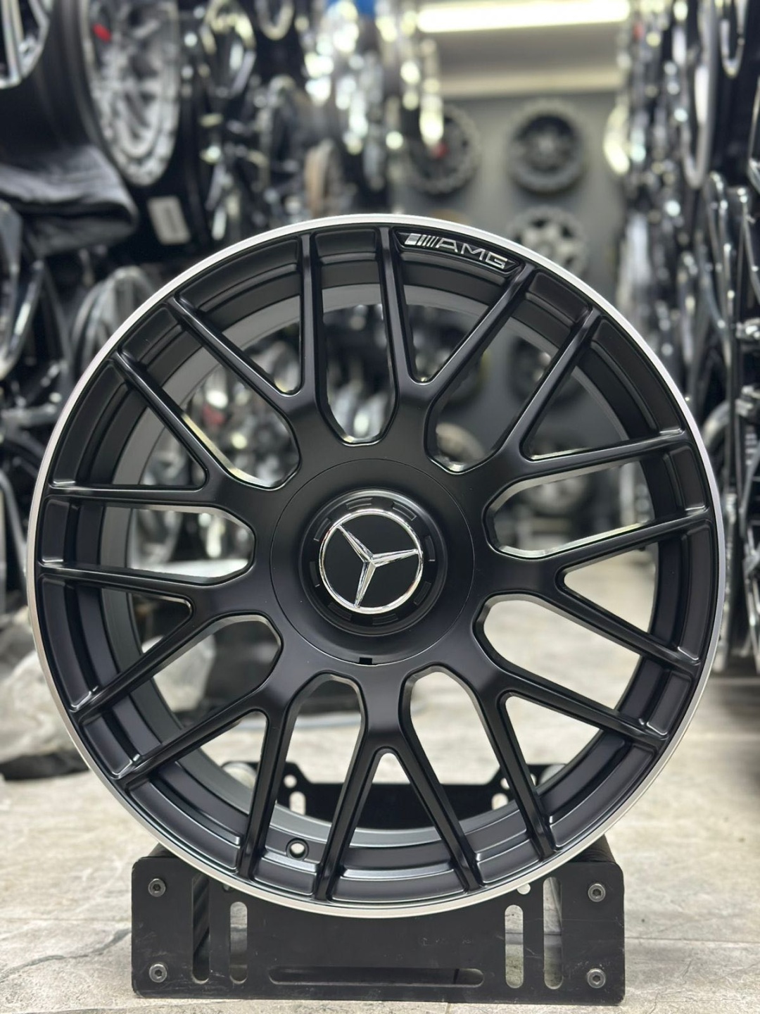 RNO 3368 7.5x17/5x112 D66.6 ET35 4 диска черный
