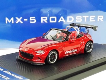 Модель Mazda MX-5 Roadster red 1:64