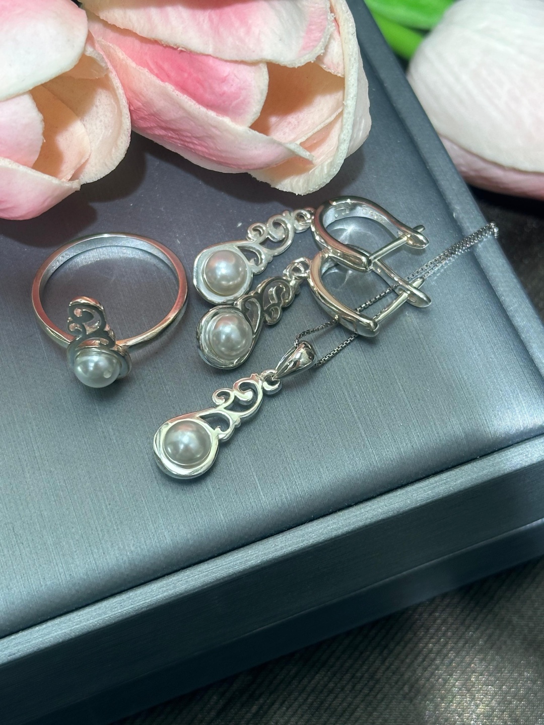 DANA SILVER Серебро комплект вес 10 г серебро, жемчуг