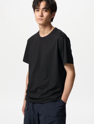 Футболка Uniqlo черный