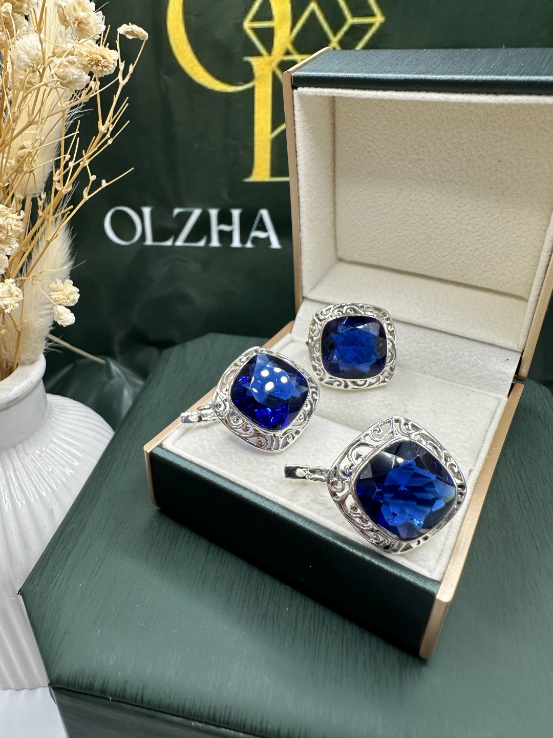 OLZHA BRAND O4 вес 15 г серебро, сапфир