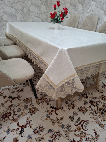 Скатерть 400x150 см, искусственная кожа, 1 шт