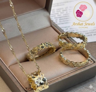 Arshat Jewels медицинская сталь, фианит
