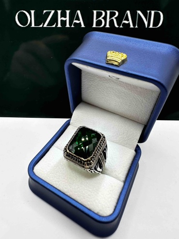 OLZHA BRAND 971646245 размер 20 вес 19.4 г серебро, изумруд