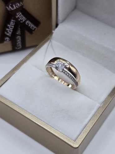 Diamond Exclusive GGG777 размер 18.5 вес 2.43 г золото, фианит